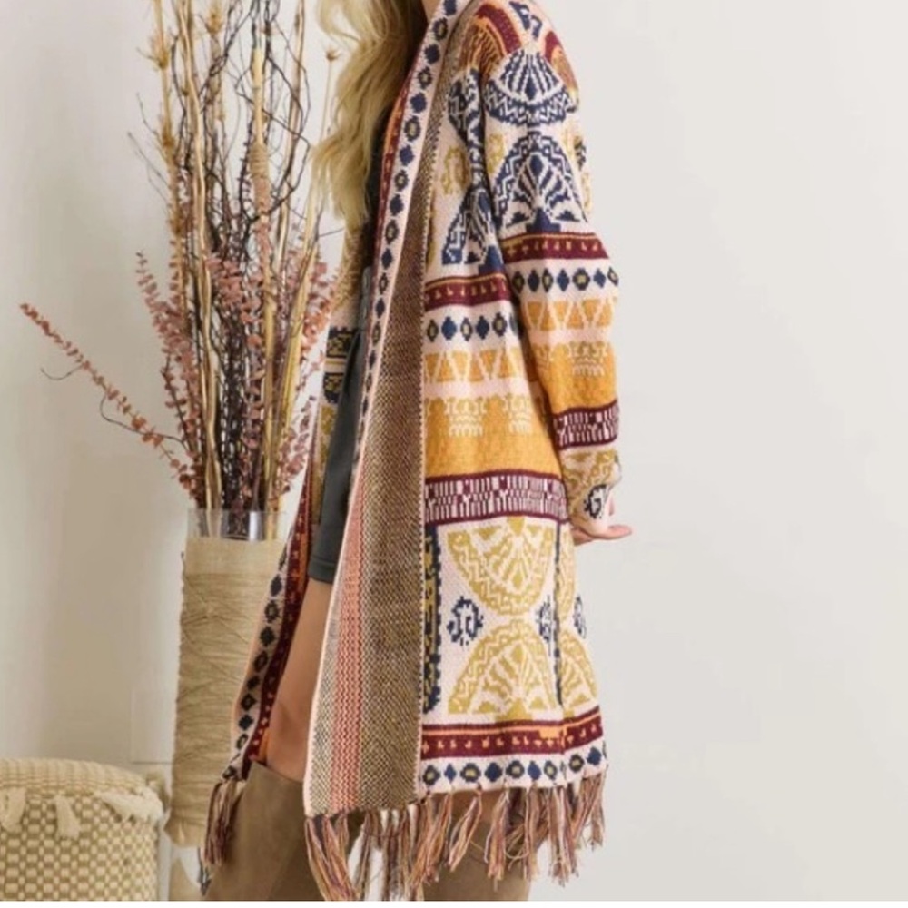 ADORA‎ Multicolor Patterned Fringe Cardigan